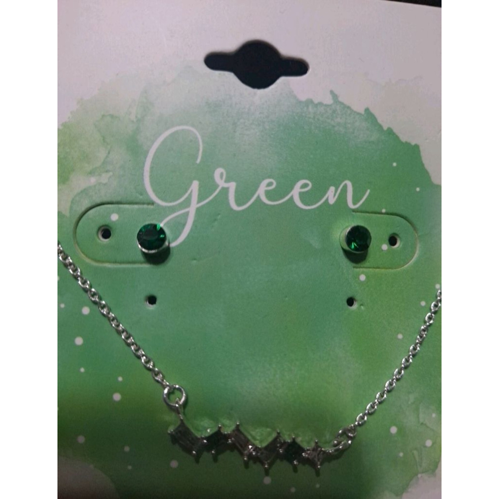 Green Silver Cubic Zirconia Necklace and Earring Set - Picture 4 of 5